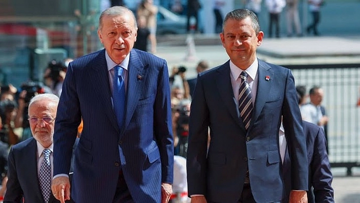 Cumhurbaşkanı'ndan Özel'e 1 milyon liralık dava