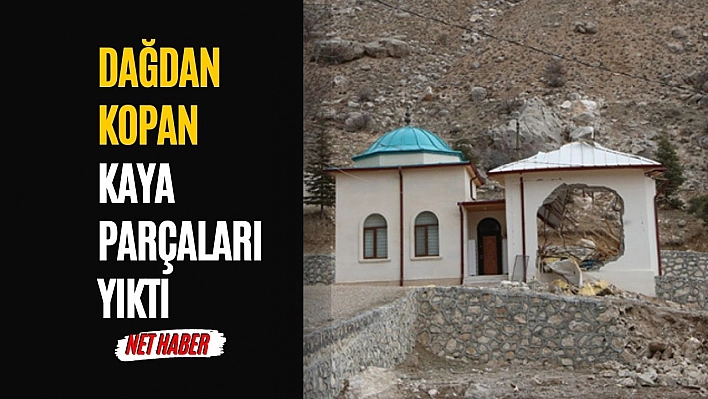 Dağdan kopan kaya parçaları yıktı