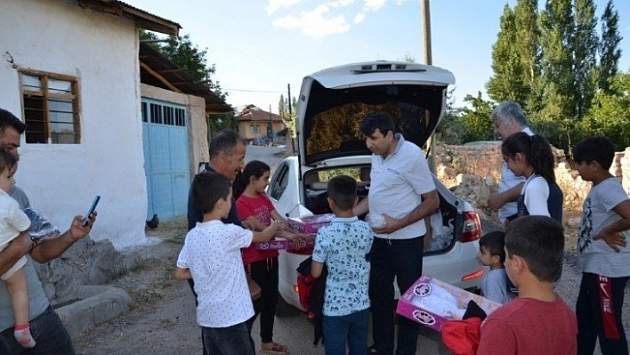 İş adamı çocukları unutmadı