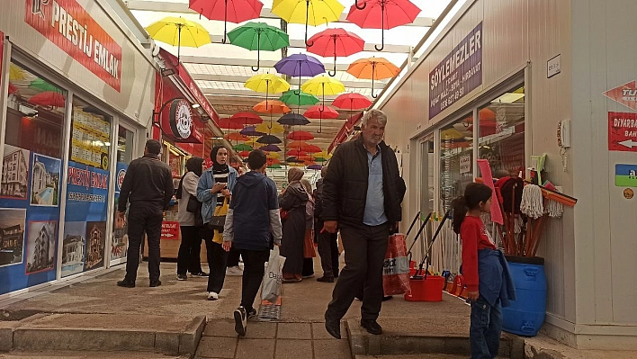 Konteyner çarşıda bayram yoğunluğu!