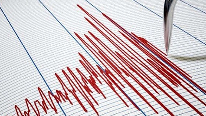 Deprem bölgesi sallanıyor