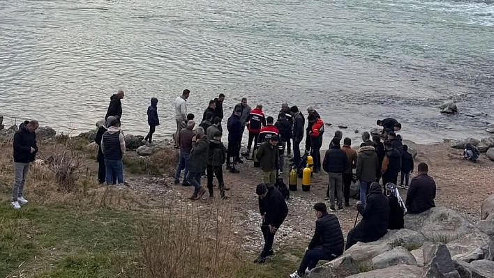 Dicle Nehrine atlayan kızın cansız bedenine ulaşıldı