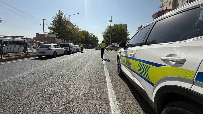 Diyarbakır'da 5 araçlı zincirleme trafik kazası