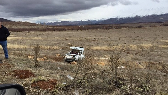 Trafik kazası 3 yaralı