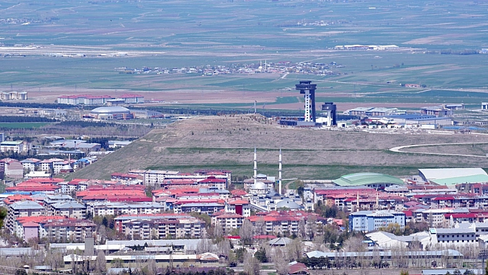 Doğu'da en çok heyelan oluyor