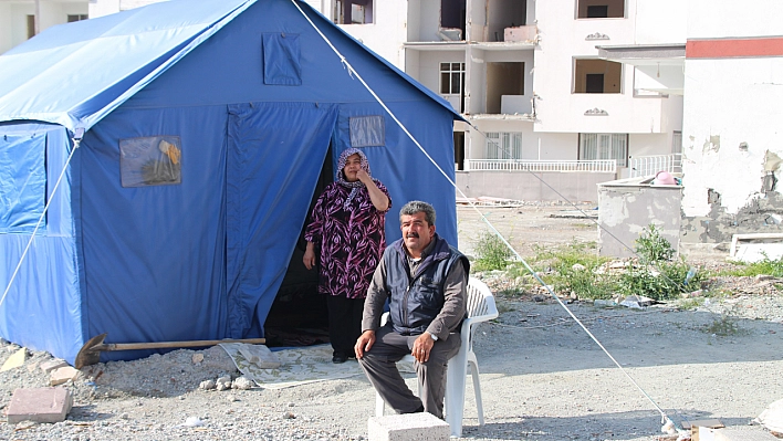 Dolandırıcıların yeni tuzağı 'Rezerv Alan'!  Kırçalı ailesi çadırda yaşam mücadelesi veriyor...