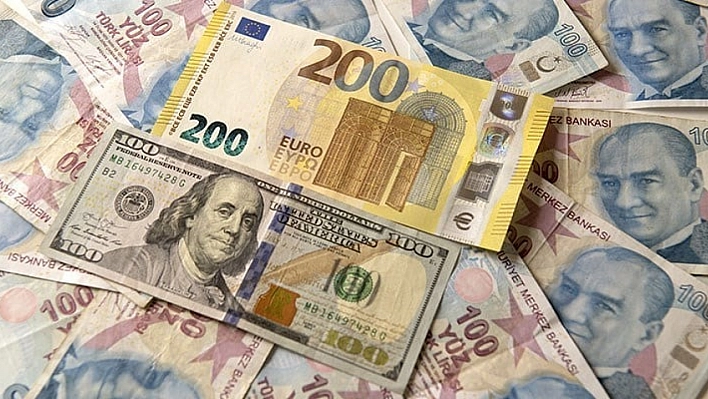 Döviz Piyasasında Hareketlilik: Dolar ve Euro Yeni Haftaya Yüksek Başladı