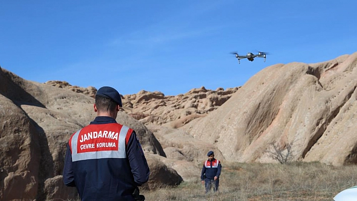 Dünyadaki Mars'ta avlanan 13 avcı, muhtardan kaçamadı