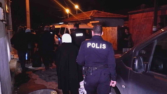 Edirne'de düzensiz göçmenler toplandı