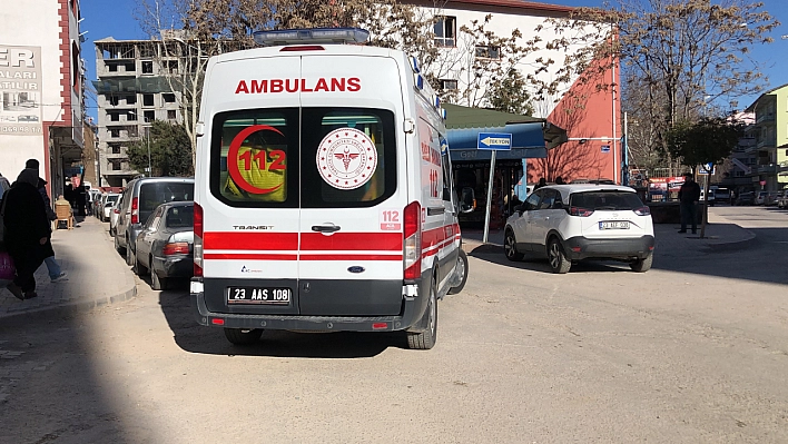 Elazığ'da bıçaklı kavga