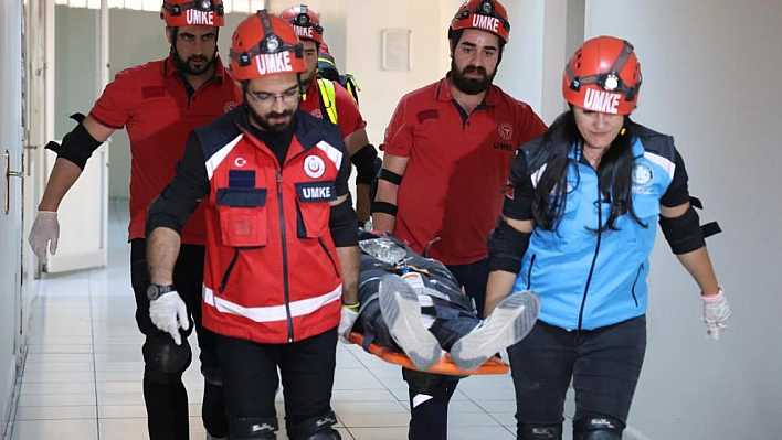 Elazığ'da Gerçeği Aratmayan Tatbikat!