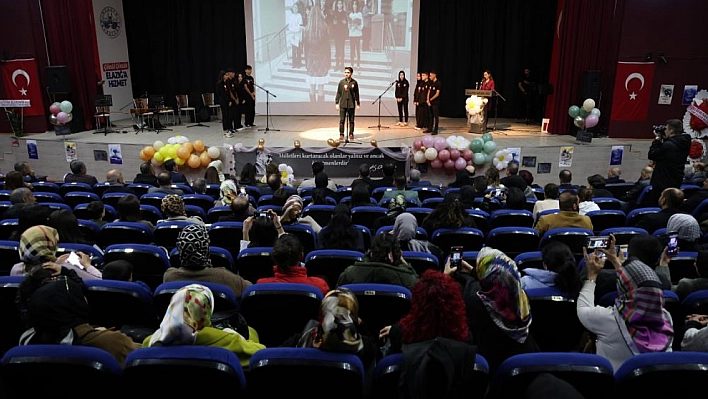 Elazığ'da Öğretmenler Günü kutlandı