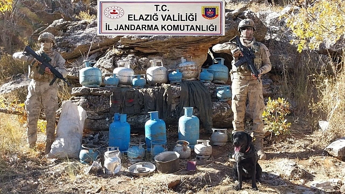 Elazığ'da teröristlere Ait 2 Sığınak İmha Edildi