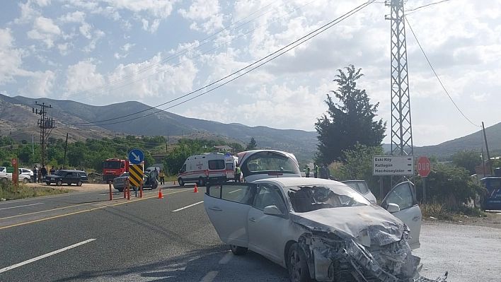 Elazığ'daki kazada 1 kişi öldü, 6 kişi yaralandı