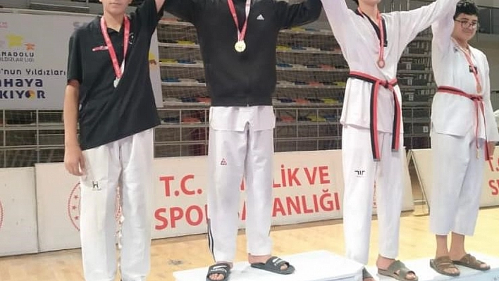 Elazığ erkek takımı taekwondoda şampiyon oldu