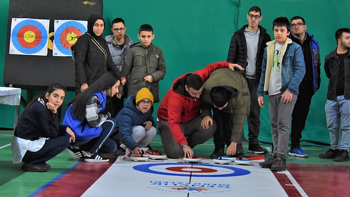 Elazığ Gençlik Merkezi'nden Anlamlı Etkinlik