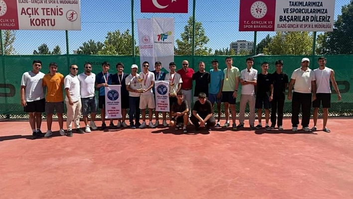 Elazığ tenis turnuvasına ev sahipliği yaptı!