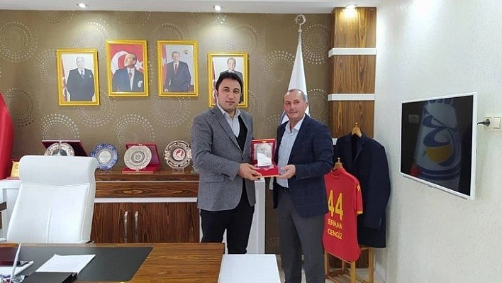 Plaketli teşekkür