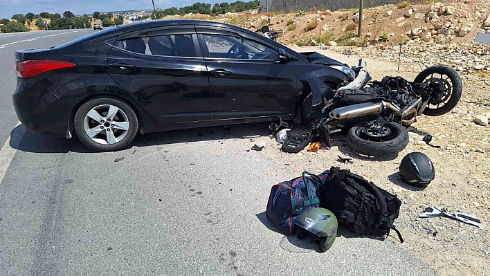 Emet'te otomobille motosiklet çarpıştı: 1 yaralı