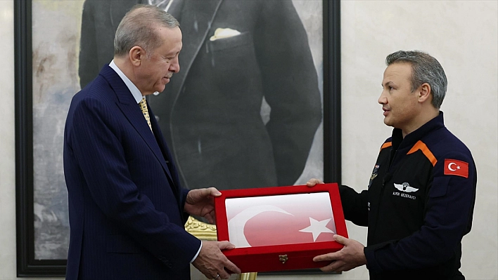 Erdoğan, Gezeravcı bir arada
