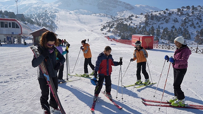 Erzincan'da kayak heyecanı