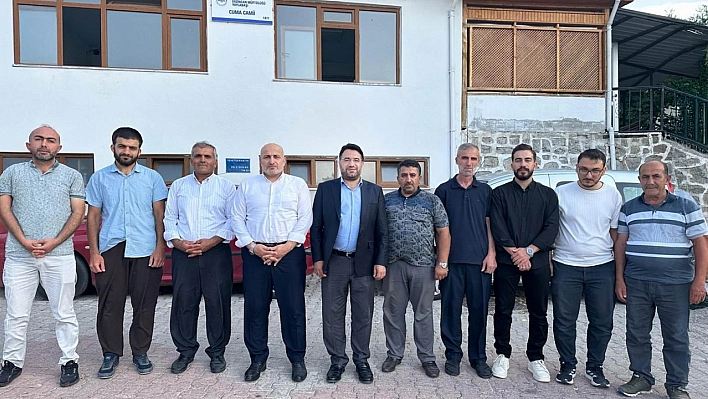 Erzincan'da Kitap Oku-Yorum Projesi kapsamında kitap müzakeresi yapıldı