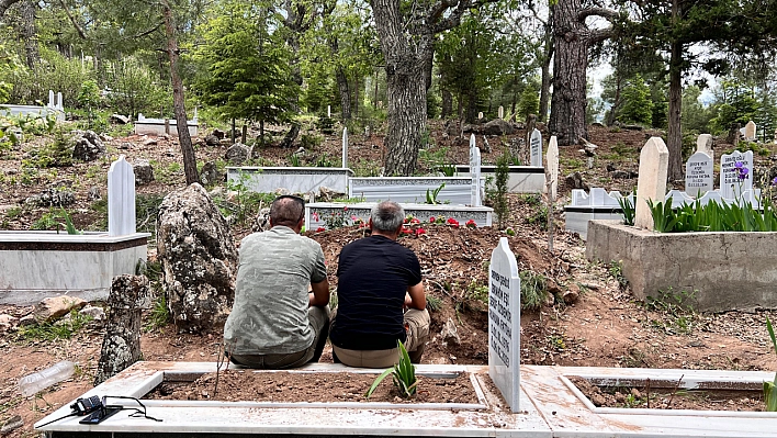 Eski Eşi Tarafından Öldürülen Kadın Son Yolculuğuna Uğurlandı