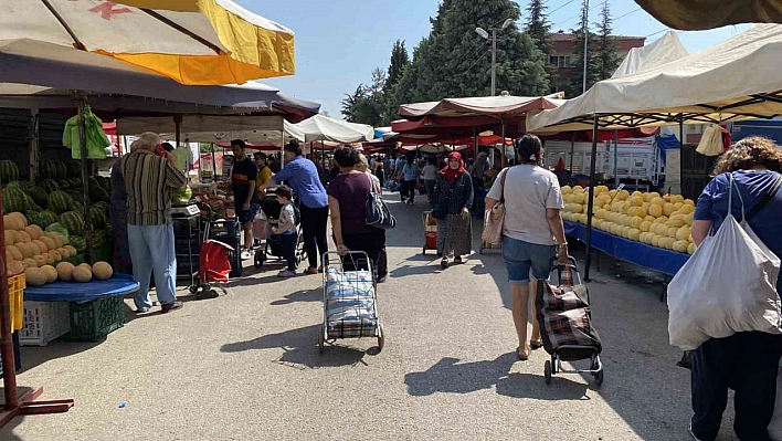 Trafiğin sebebinin tramvay olduğunu herkes biliyor