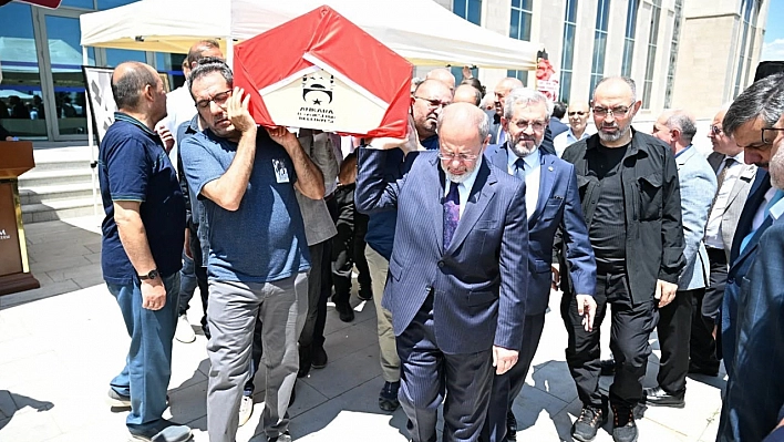 ETÜ'de Yaylalı için tören