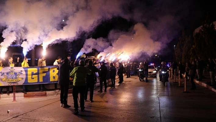 Fenerbahçe'ye coşkulu karşılama