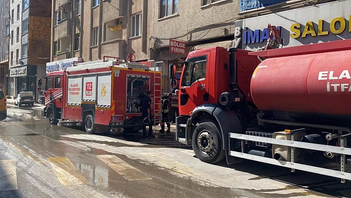 Fırın odunluğunda yangın çıktı