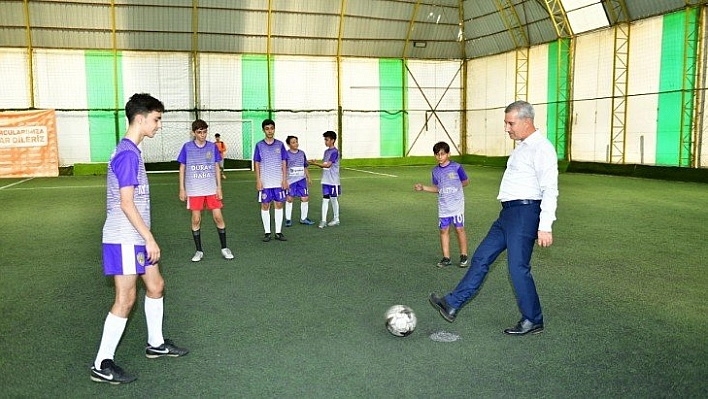 Başlama vuruşunu Başkan Çınar yaptı