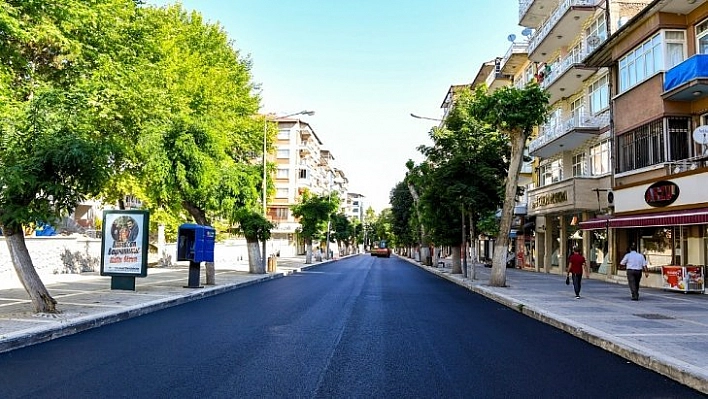 Fuzuli Caddesi asfaltlandı