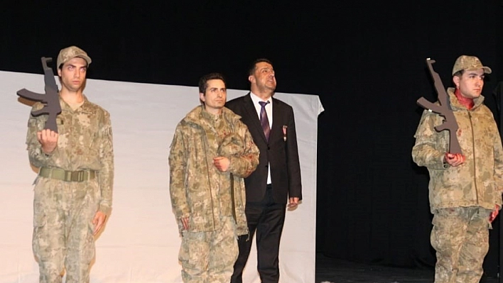 Gazi Yalçın Yedek'in hikayesi bir kez daha sahneye taşındı