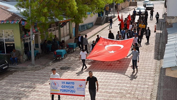 Gençlik Yürüyüşü yapıldı