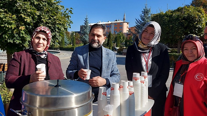 Gönüllü Anneler'den örnek davranış