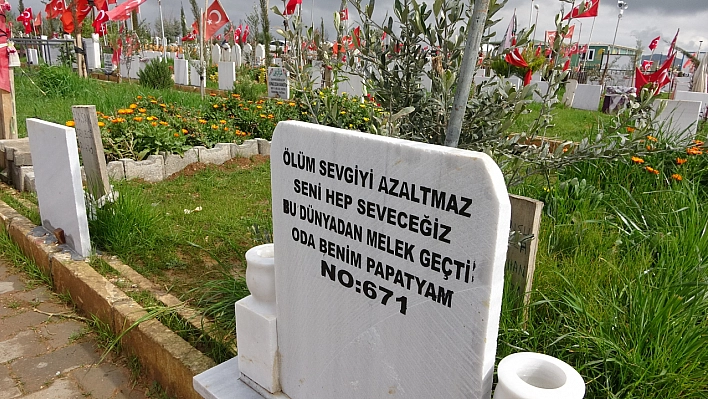 Görenler hüzne boğuluyor