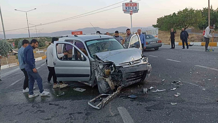 Trafik kazası 5 yaralı