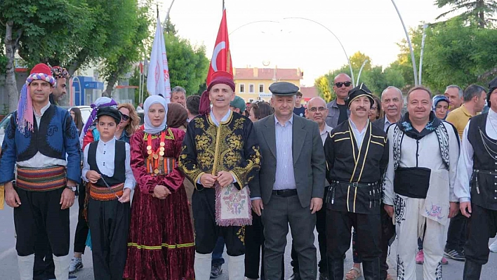 Halk Oyunları Yıldızlar Türkiye Şampiyonası Karaman'da başladı