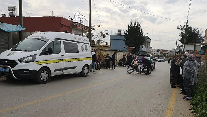 Hamile karısını satırla öldürdü, bakın sonra ne yaptı