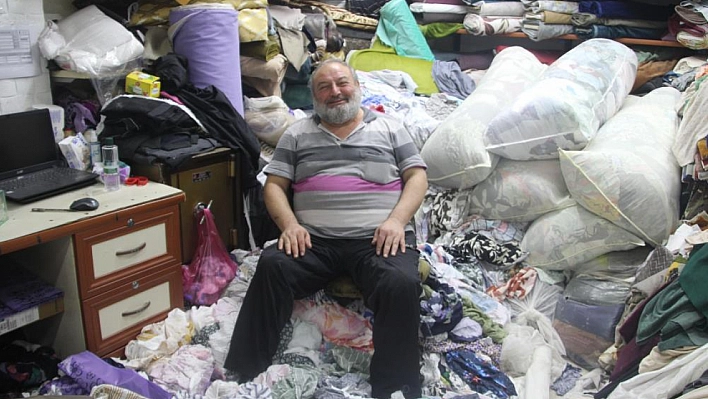 Hastane müdürüyken kumaş bağımlısı oldu!