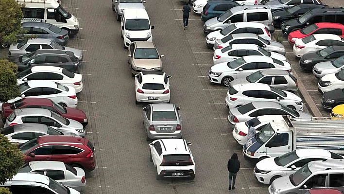 Malatya Eğitim ve Araştırma Hastanesi Otoparkında Park Sorunu Ciddileşiyor!