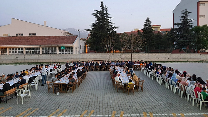 Hatim duası ve iftar