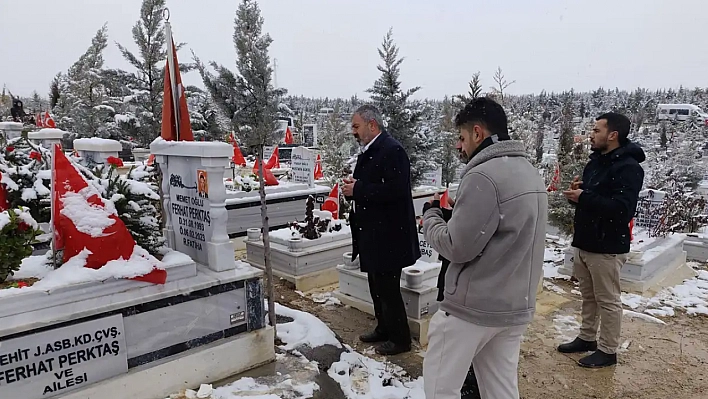 HÜDA PAR'dan Şehir Mezarlığına Ziyaret