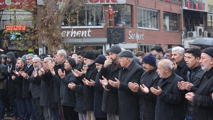 Dünya yine kör ve sağır