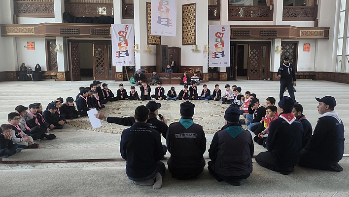 'İlk Namazım' Projesi Malatya'da Büyük İlgi Gördü: Çocuklar Namazla Buluştu