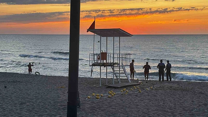 İnkumu'nda deniz akıntısı paniği