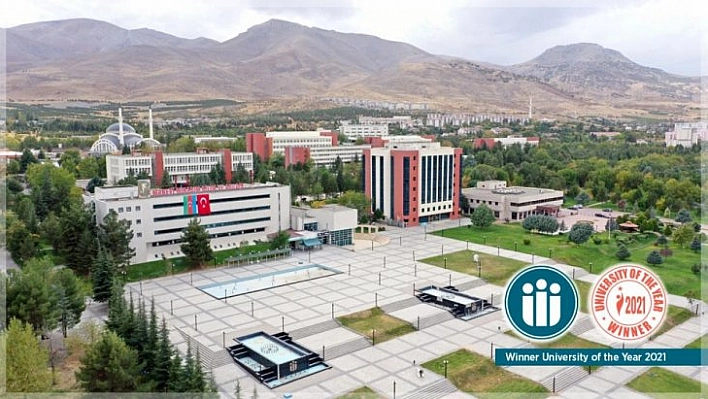 2021 Yılının Üniversitesi