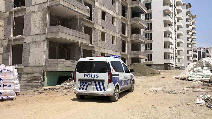 Feci kaza: İnşaatın 4'üncü katından düşen işçi öldü