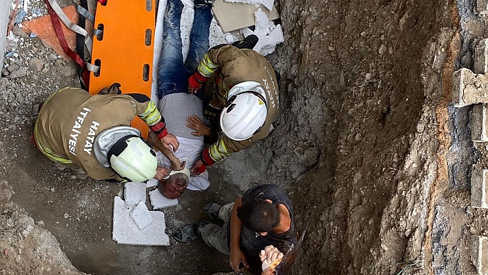 İskenderun'da bina boşluğuna düşen şahıs yaralandı